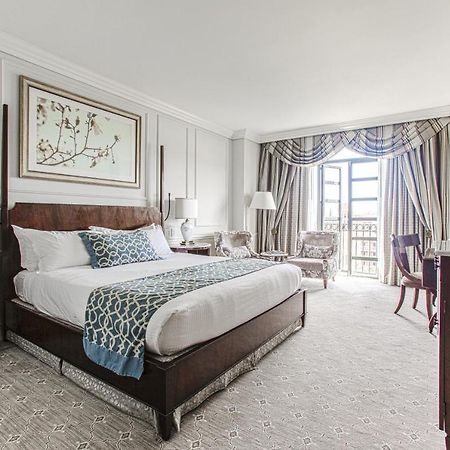 The Charleston Place 외부 사진