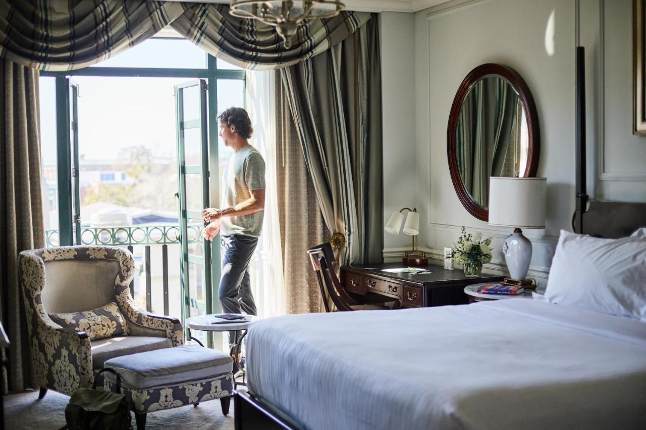 The Charleston Place 외부 사진