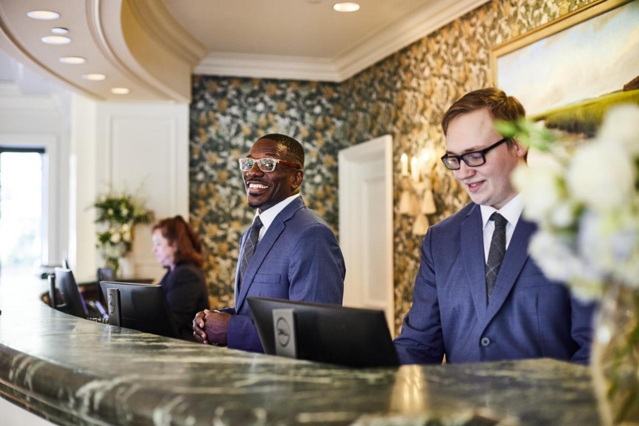 The Charleston Place 외부 사진