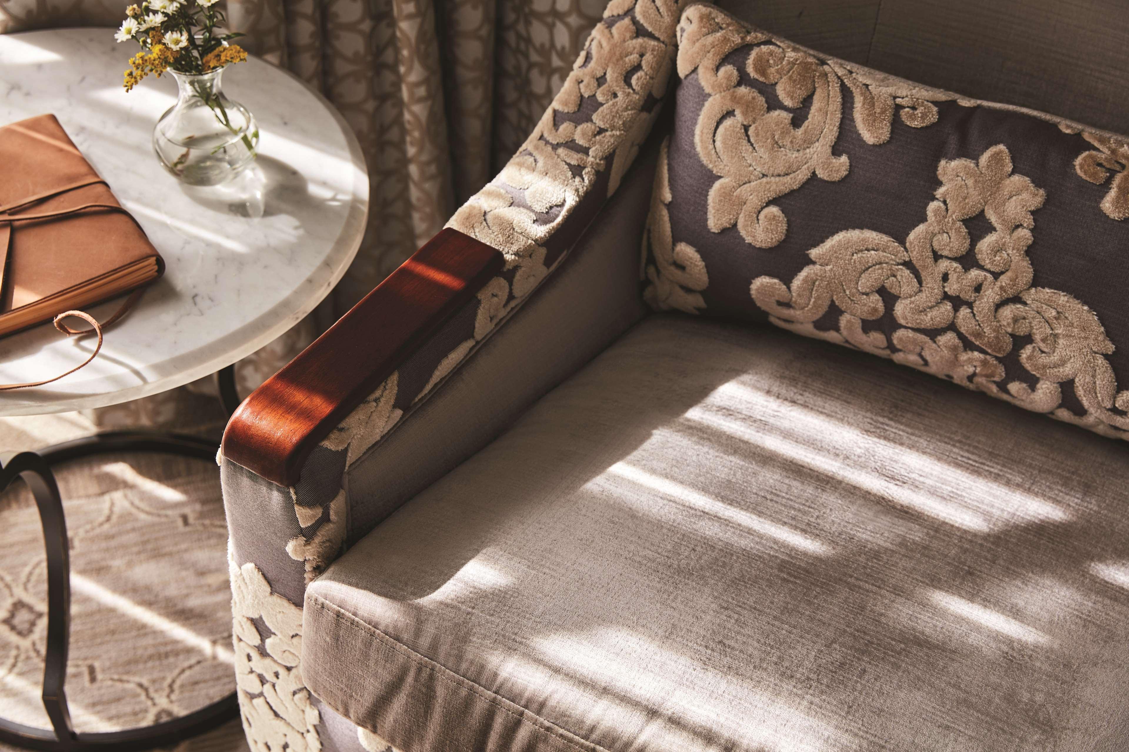 The Charleston Place 외부 사진