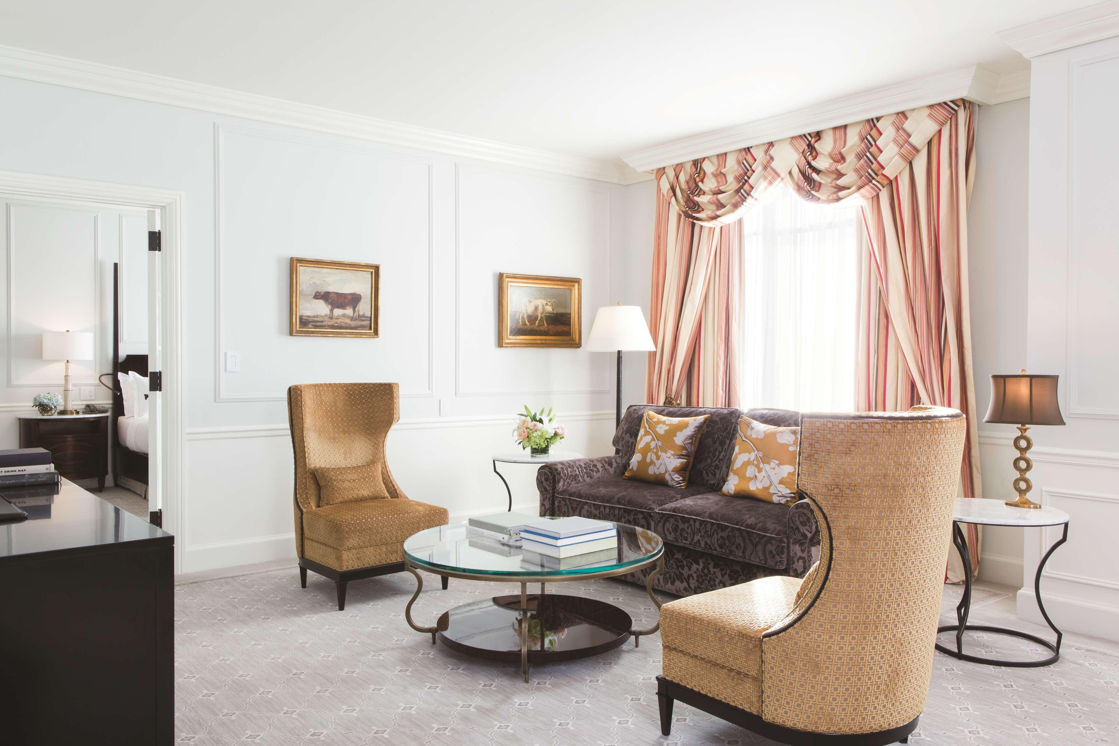 The Charleston Place 외부 사진